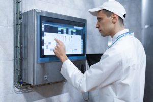 Pc industriali e automazione: come si combinano